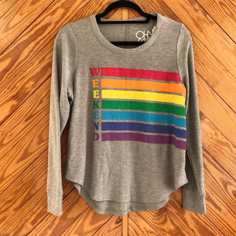 CHASOR Weekend Rainbow Stripe Crew Long Sleeve Top